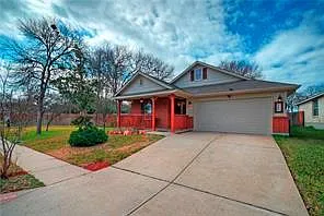3 bed, 2.0 bath, 1407 sqft, $1,899 — Photo 2