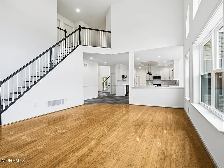 10 Etty Ct — Photo 37