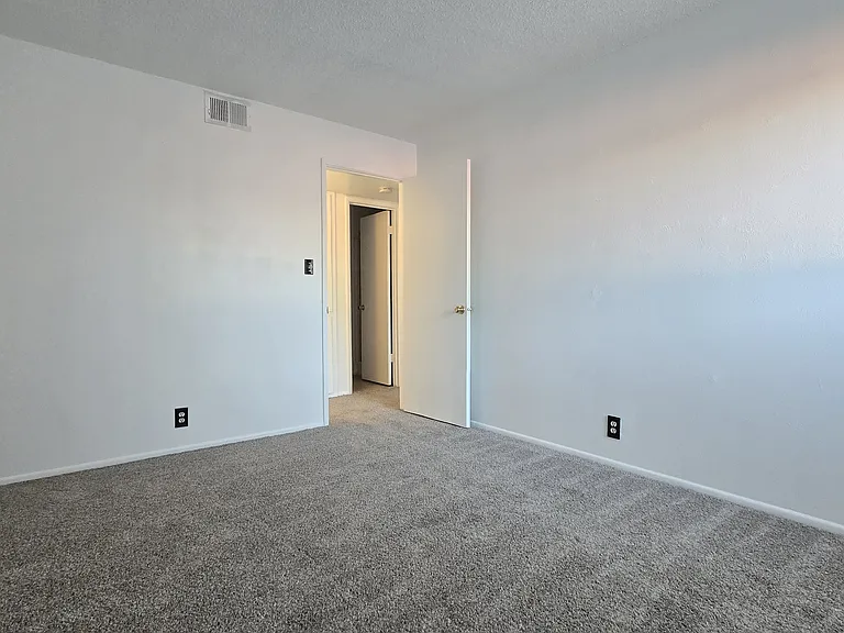 4917 N 73rd St #1-17 — Photo 15