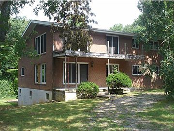 1st image of 1333 Grace Ave