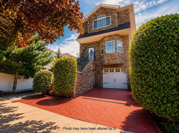 810 Nugent Avenue image 1 of 32