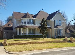 2715 Shadow Wood Dr, Arlington, TX 76006