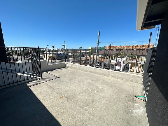 3rd image of 4499 30th St #1/2