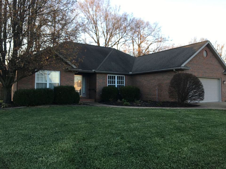 1st image of 2555 Oak Trail Dr