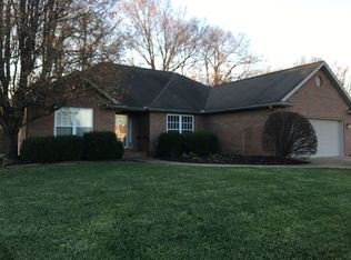 2555 Oak Trail Dr, Newburgh, IN