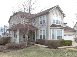 1840 W Greenleaf Ct, Round Lake, IL 60073
