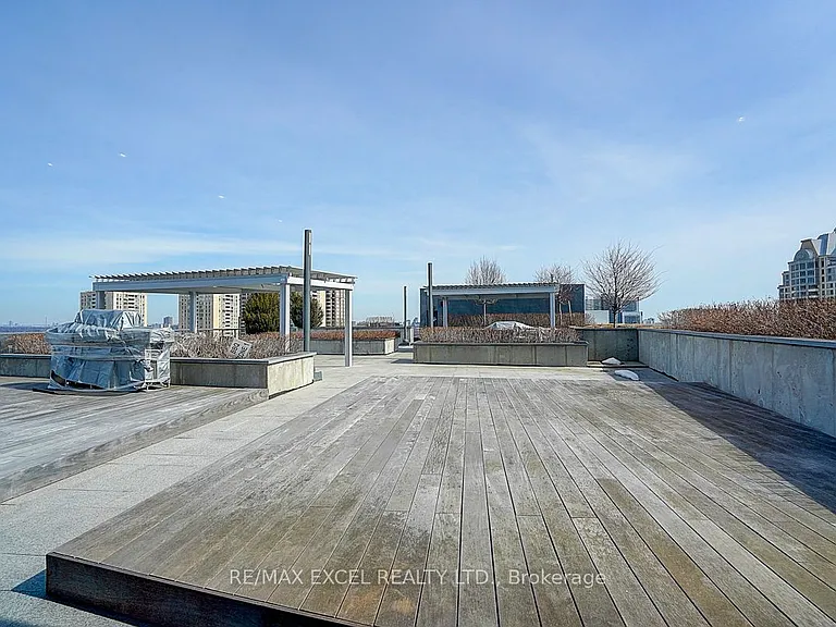 7 Kenaston Gdns #LPH5 — Photo 41