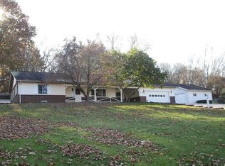 3166 Foothill Dr SE, New Philadelphia, OH