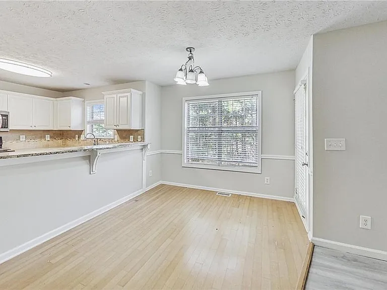 326 Canterbury Place Dr — Photo 48