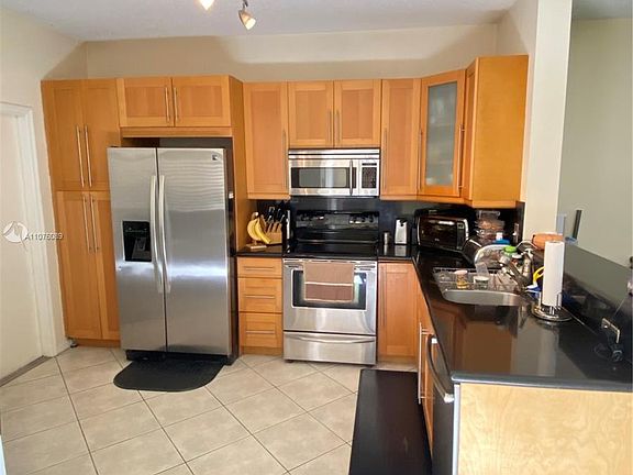4th image of 2037 Pompeii Ct #2037