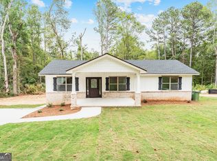 108 Little Big Horn Rd, Griffin, GA 30223