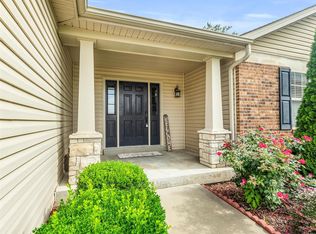 139 Liberty Grove Dr, Wentzville, MO 63385