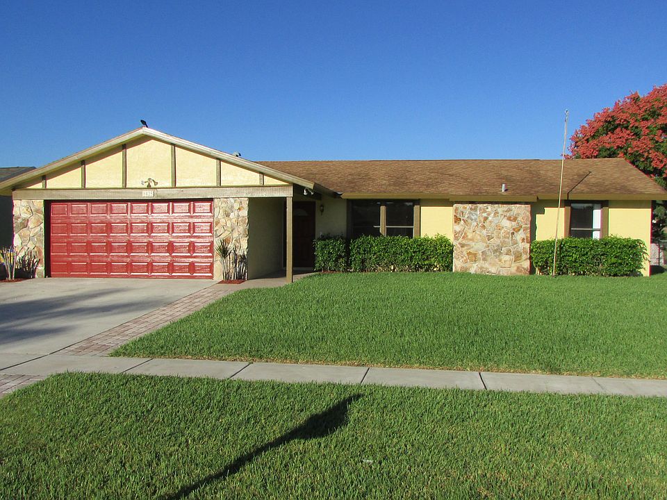 1st image of 8425 Raymond Dr