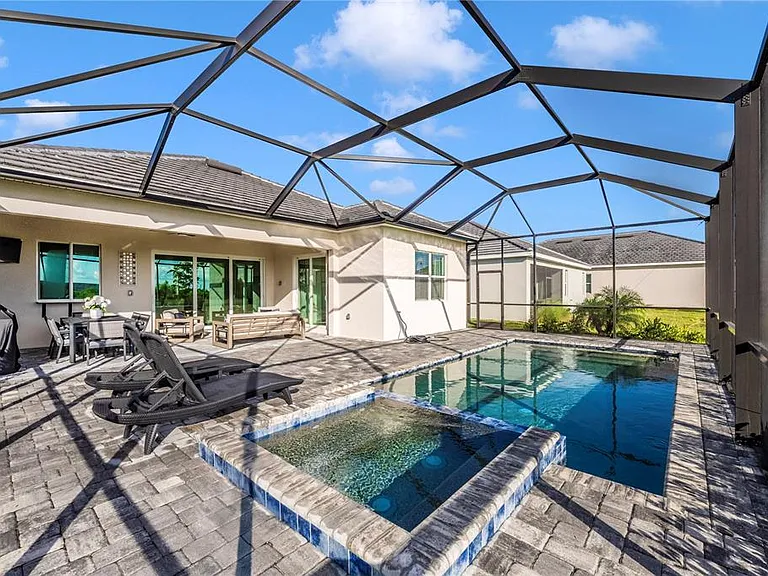 17662 Santorini Ct — Photo 48