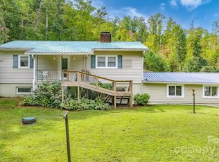 451 Charlie Dr, Marion, NC 28752