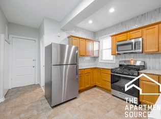 3102 N Lawndale Ave #1F, Chicago, IL 60618