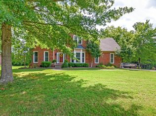 1216 Woodvale Dr, Mount Juliet, TN 37122