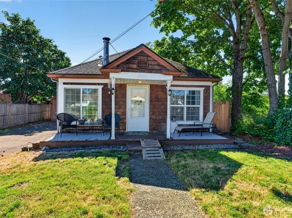 10920 47th Avenue SW, Lakewood, WA 98499