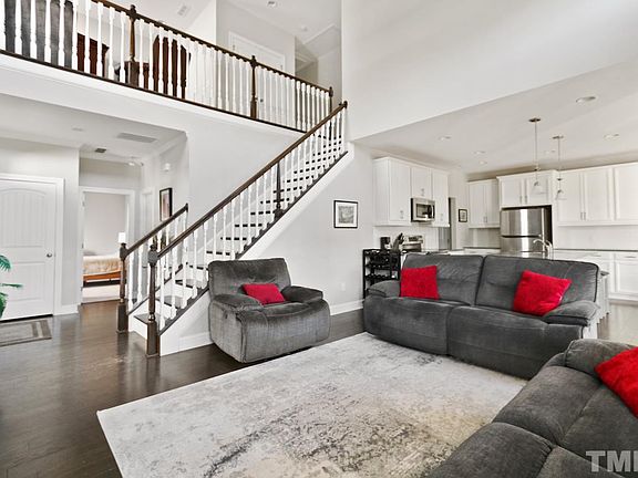 4th image of 119 Acorn Hollow Pl