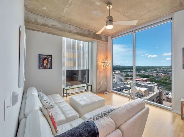 415 Church St APT 2003, Nashville, TN 37219