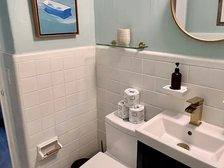 255 W 24th St #207 — Photo 9