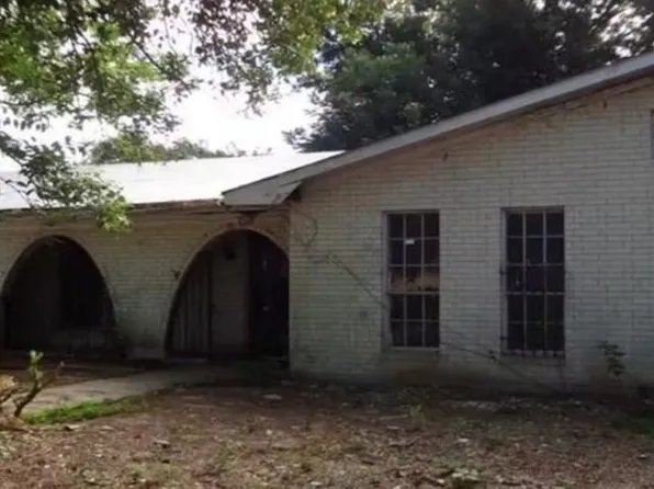 508 Cloverleaf Blvd, Alexandria, LA 71303