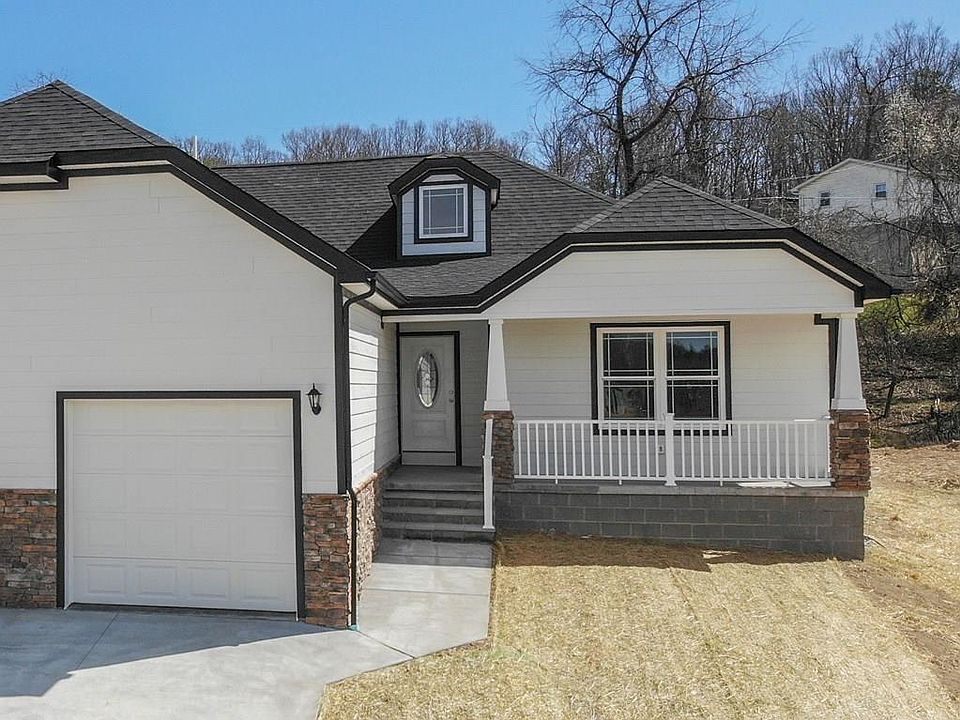 1st image of 18495 Keeneland Ln