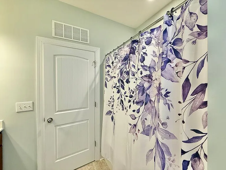 455 Village Commons Ln — Photo 7