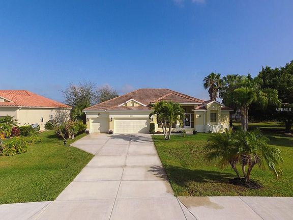 2nd image of 23964 Vincent Ave
