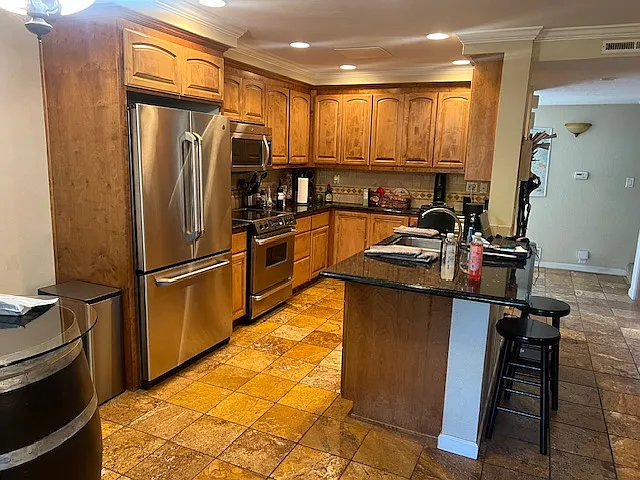Building Photo - 2465 Cabernet St