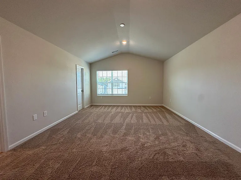 3043 Crescent Lake Ln — Photo 8