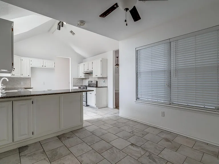 1812 Pebble Creek Blvd — Photo 19