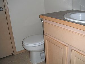 4th image of 8415 NE 37th Cir
