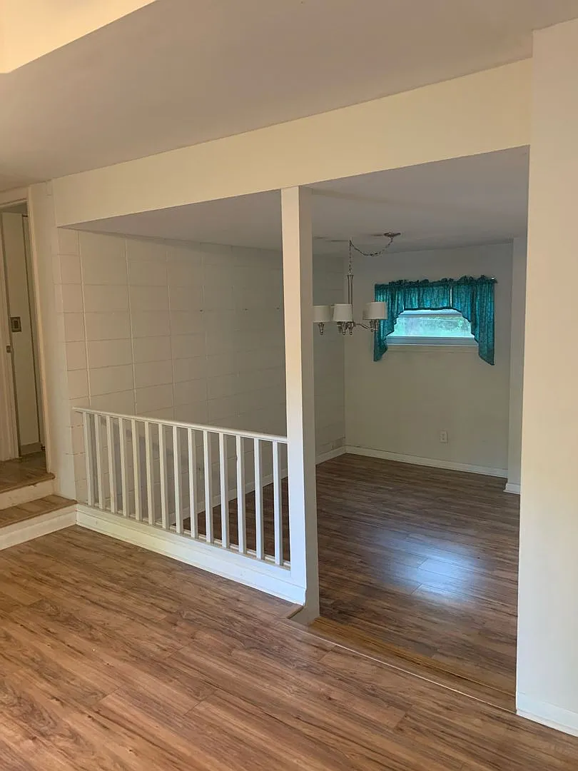 Updated Mid Century in NW Gainesville — Photo 3