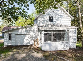 322 Rockwell Rd, Nedrow, NY 13120