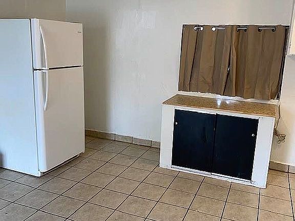 2nd image of 614-608 Ouray Apts