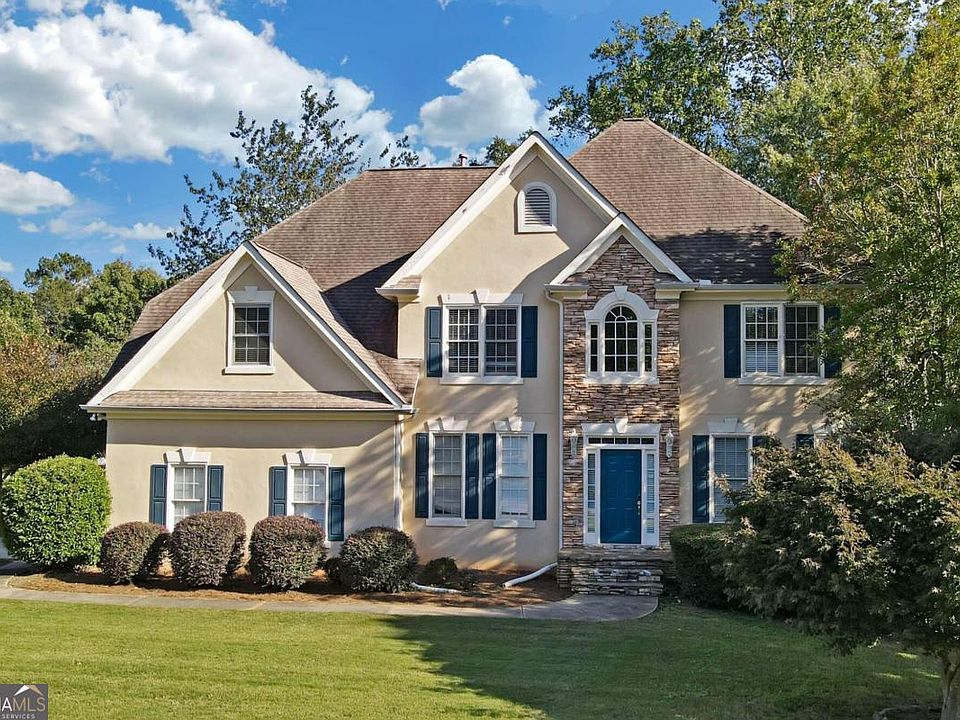 1st image of 3 Vaux Park Ln