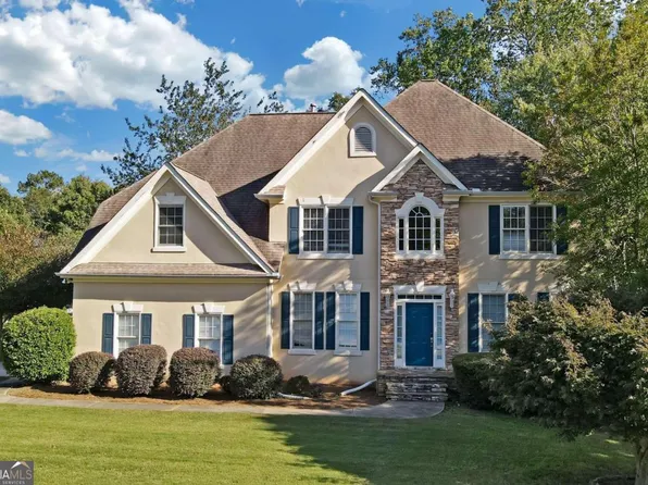 3 Vaux Park Ln, Newnan, GA 30263