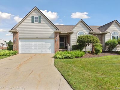 2571 Aralia Dr, Howell, MI, 48855