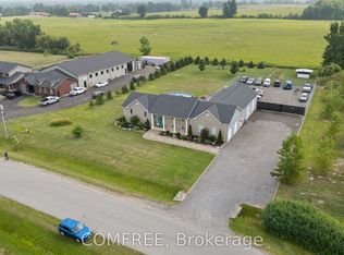 1 Starlight Ln, Thames Centre, ON N0L 1G5