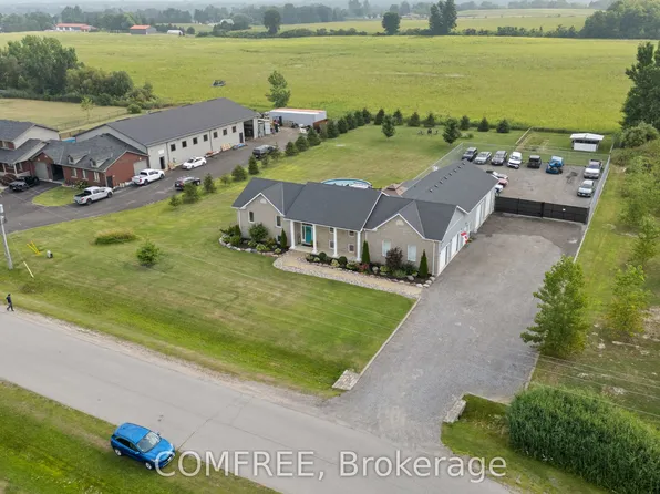 1 Starlight Ln, Thames Centre, ON N0L 1G5