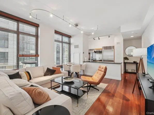 25 City Place #4B, White Plains, NY 10601