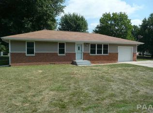 109 Wagner St, Washington, IL 61571