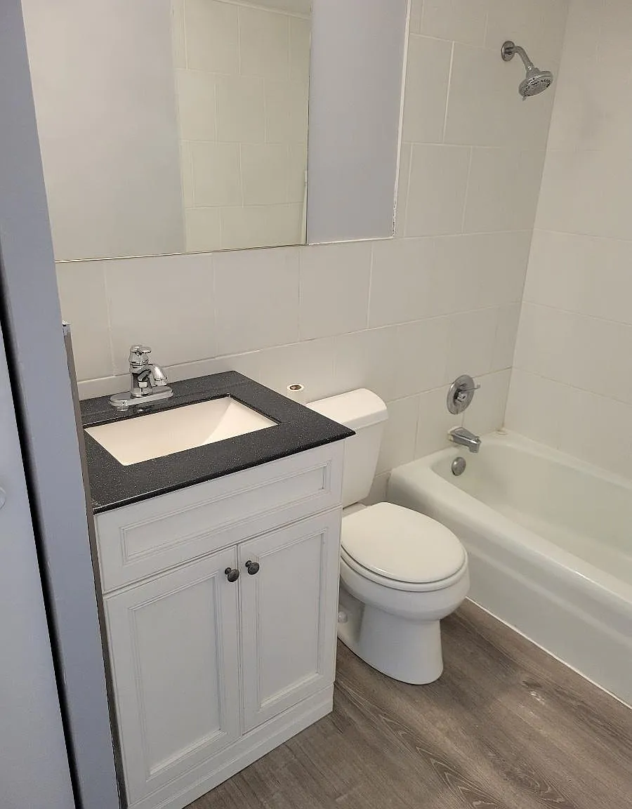 11851 S Karlov Ave — Photo 3