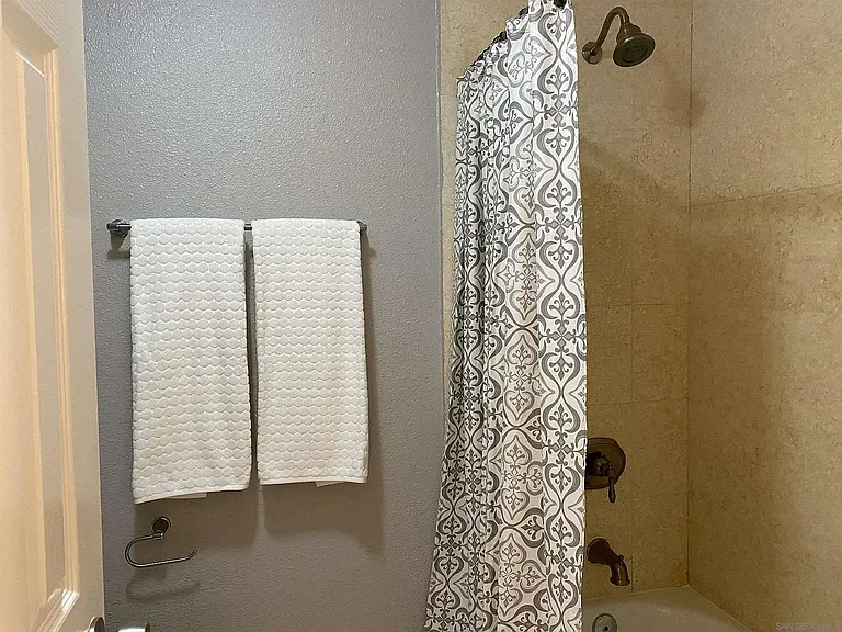7405 Charmant Dr #2324 — Photo 18