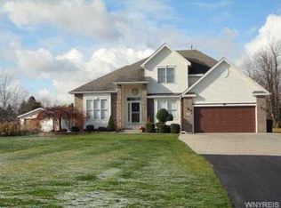 5720 Keck Rd, Lockport, NY 14094