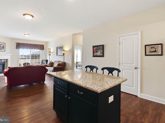 3rd image of 637 Lititz Reserve Ln