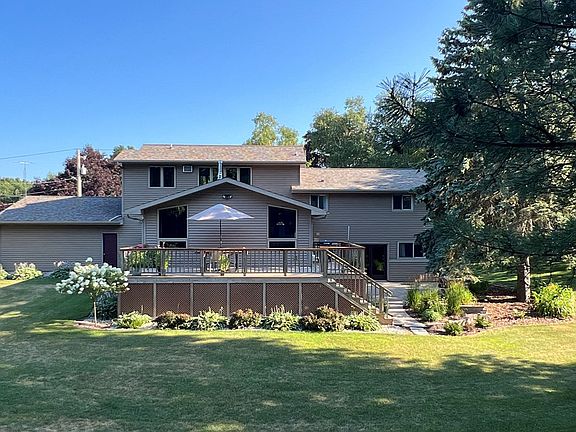 4th image of 808 W Hickory St