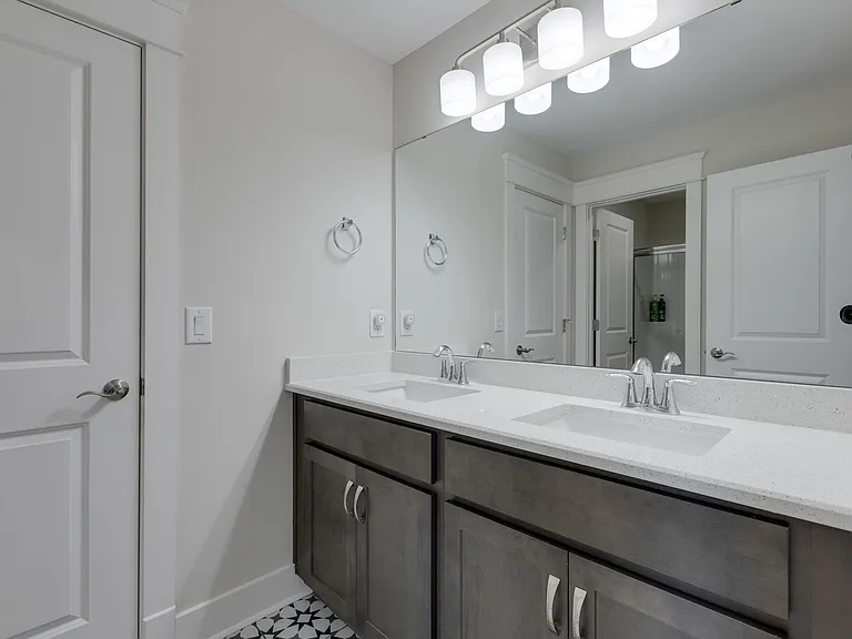 5043A High Park Hill Dr — Photo 38