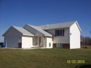 1108 Abby Rd, Princeton, MN 55371